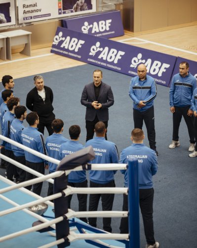 Boksçularla dünya çempionatı öncəsi görüş - FOTOLAR Boksçularla dünya çempionatı öncəsi görüş - FOTOLAR