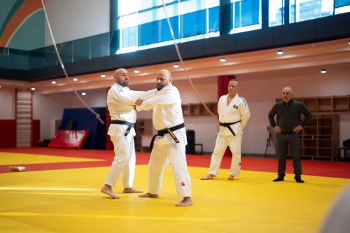 Azərbaycan çempionatı öncəsi hakimlər bir arada - FOTO Azərbaycan çempionatı öncəsi hakimlər bir arada - FOTO