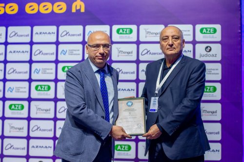 Dan dərəcələrinin sahibləri mükafatlandırıldı - FOTOLAR