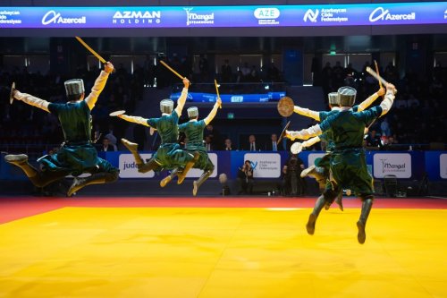 Azərbaycan çempionatının açılışı oldu FOTOLAR Azərbaycan çempionatının açılışı oldu FOTOLAR