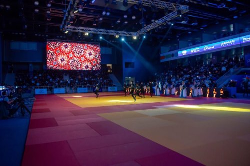 Azərbaycan çempionatının açılışı oldu FOTOLAR Azərbaycan çempionatının açılışı oldu FOTOLAR