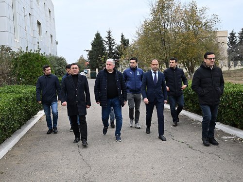 AFFA rəhbərliyi cənubda "Xəzər Lənkəran" stadionundan başqa hər yeri gəzdi - FOTOLAR
