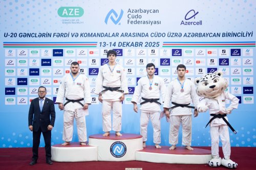 Azərbaycan çempionatının qalibləri - FOTOLAR