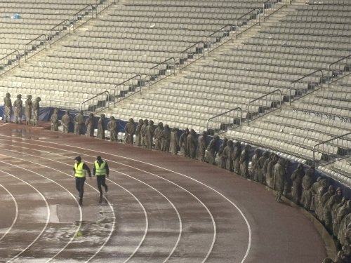 700 yağmurluq, leysan və 3 xal: “Ayaks” fanatlarının Bakı macərası - VIDEO 700 yağmurluq, leysan və 3 xal: “Ayaks” fanatlarının Bakı macərası - VIDEO