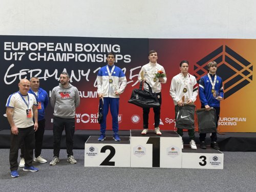 Avropa çempionatında 2 qızıl, 2 gümüş medal - FOTOLAR Avropa çempionatında 2 qızıl, 2 gümüş medal - FOTOLAR