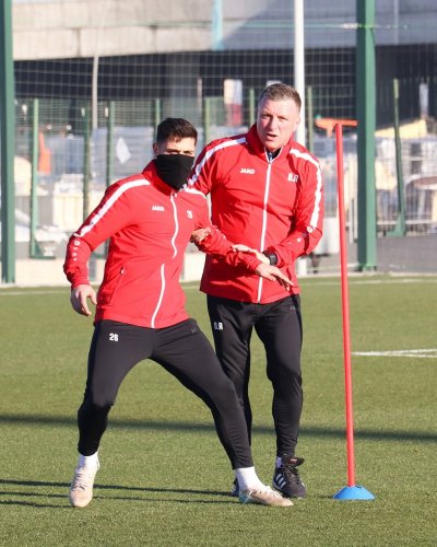 "Araz-Naxçıvan" 12 futbolçu ilə başladı - FOTOLAR "Araz-Naxçıvan" 12 futbolçu ilə başladı - FOTOLAR