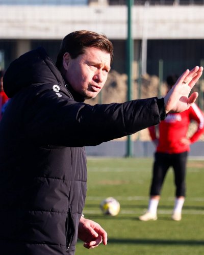 "Araz-Naxçıvan" 12 futbolçu ilə başladı - FOTOLAR "Araz-Naxçıvan" 12 futbolçu ilə başladı - FOTOLAR