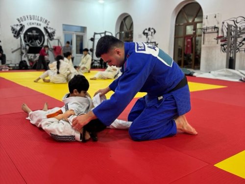 80 idman zalına 6000 cüdo tatamisi verildi - FOTOLAR 80 idman zalına 6000 cüdo tatamisi verildi - FOTOLAR