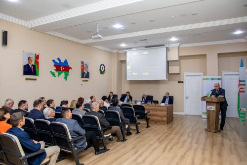 Millimiz yeni baş məşqçiyə tapşırıldı - FOTOLAR