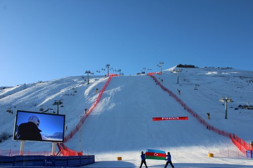 Gürcü xizəkçi Şahdağda qalib oldu - FOTOLAR