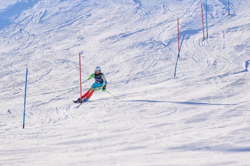 Gürcü xizəkçi Şahdağda qalib oldu - FOTOLAR