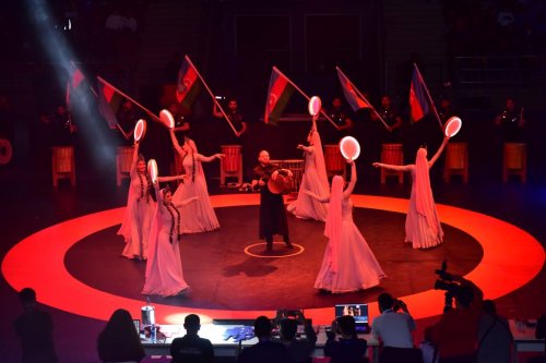 Azərbaycan çempionatının açılış mərasimi keçirildi - FOTOLAR Azərbaycan çempionatının açılış mərasimi keçirildi - FOTOLAR