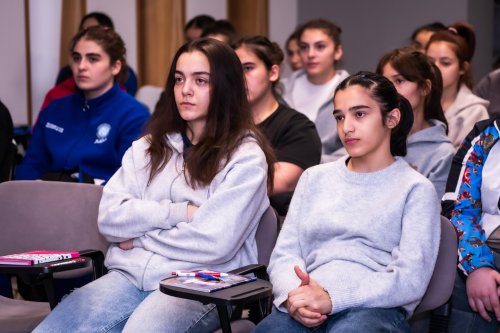 Cüdoçularımıza sosial media təlimi keçirildi - FOTOLAR