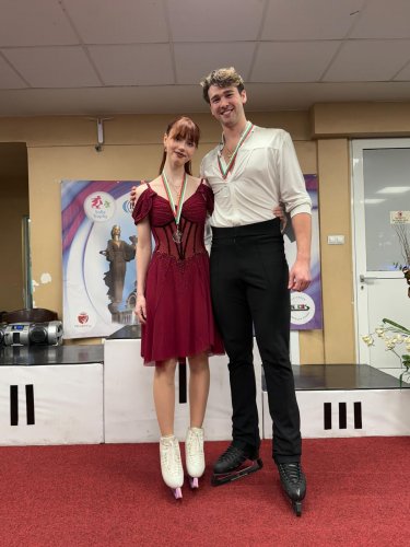 Fiqurlu konkisürənlərimiz Bolqarıstanda bürünc medal qazandı