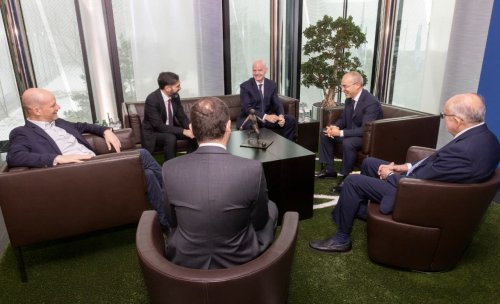 Rövşən Nəcəf FIFA prezidenti ilə görüşdü - FOTOLAR