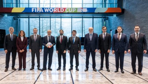 Rövşən Nəcəf FIFA prezidenti ilə görüşdü - FOTOLAR