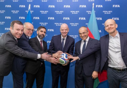 Rövşən Nəcəf FIFA prezidenti ilə görüşdü - FOTOLAR