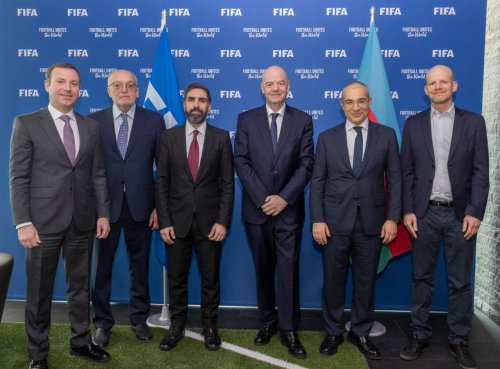 Rövşən Nəcəf FIFA prezidenti ilə görüşdü - FOTOLAR