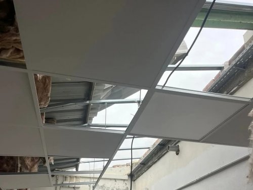 Avropa çempionatı üçün tikilmiş stadion dağıldı - FOTOLAR Avropa çempionatı üçün tikilmiş stadion dağıldı - FOTOLAR