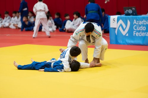 Daha 307 cüdoçu kəmər imtahanı verdi - FOTOLAR Daha 307 cüdoçu kəmər imtahanı verdi - FOTOLAR