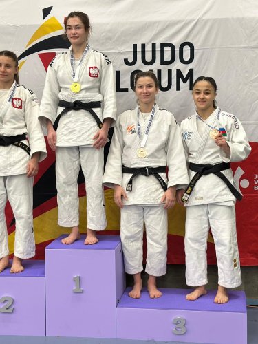 Cüdoçularımız Belçikada 11 medal qazandı - FOTOLAR Cüdoçularımız Belçikada 11 medal qazandı - FOTOLAR