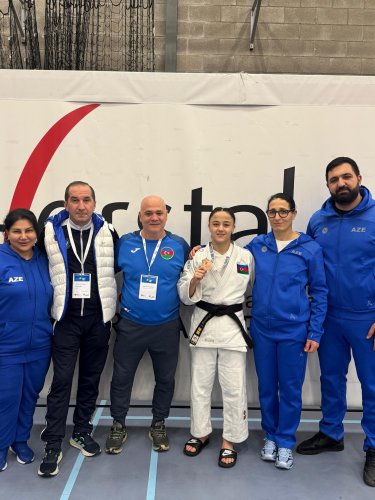 Cüdoçularımız Belçikada 11 medal qazandı - FOTOLAR Cüdoçularımız Belçikada 11 medal qazandı - FOTOLAR