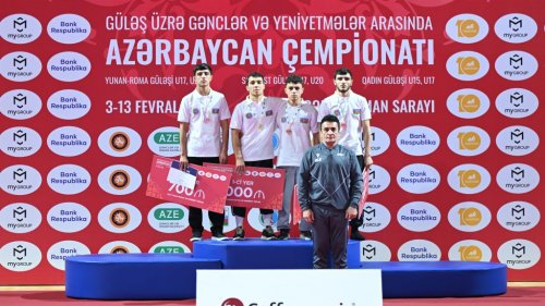 Azərbaycan çempionatının ilk medalçıları - FOTOLAR