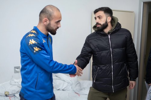 Veysəl Rzayev bıçaqlandıqdan sonra - FOTOLAR