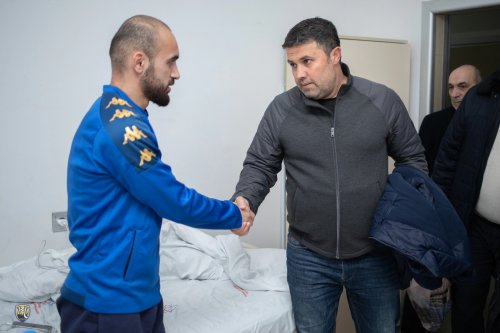 Veysəl Rzayev bıçaqlandıqdan sonra - FOTOLAR