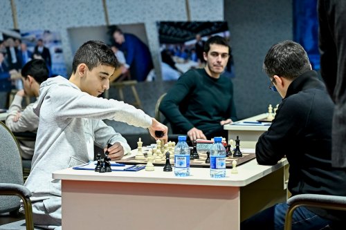 Məmmədyarov və Məmmədovdan heç-heçə, Məmmədzadə qalib gəldi - FOTOLAR