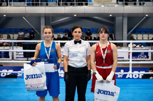 Azərbaycanın ən güclü qız boksçuları məlum oldu - FOTOLAR