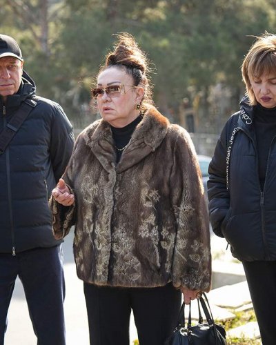 "Neftçi" Banişevskinin məzarını ziyarət etdi - FOTOLAR