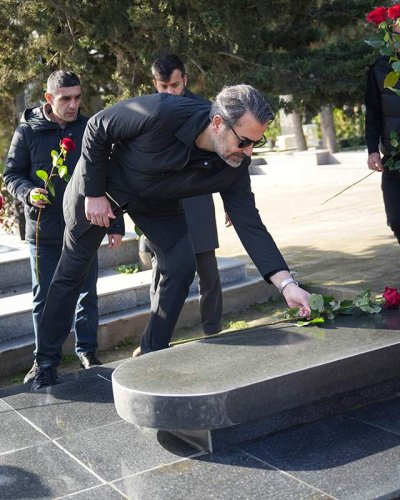 "Neftçi" Banişevskinin məzarını ziyarət etdi - FOTOLAR