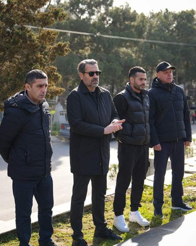 "Neftçi" Banişevskinin məzarını ziyarət etdi - FOTOLAR