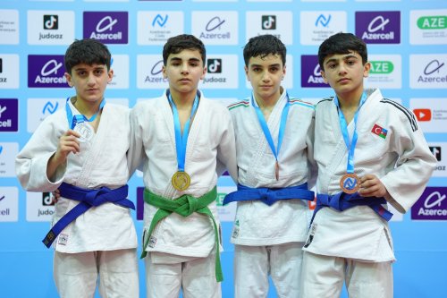 Liqanın ilk qalibləri - FOTOLAR