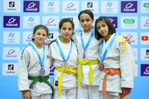 Liqanın ilk qalibləri - FOTOLAR