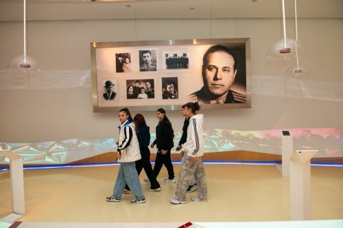 Cüdoçularımız üçün mədəni ziyarət - FOTOLAR Cüdoçularımız üçün mədəni ziyarət - FOTOLAR