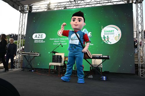 Qazaxda möhtəşəm parad və açılış - FOTOLAR