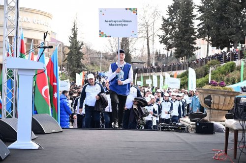 Qazaxda möhtəşəm parad və açılış - FOTOLAR