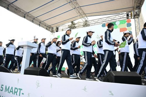 Qazaxda möhtəşəm parad və açılış - FOTOLAR