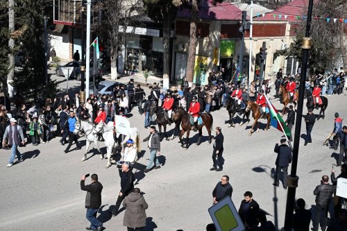 Qazaxda möhtəşəm parad və açılış - FOTOLAR