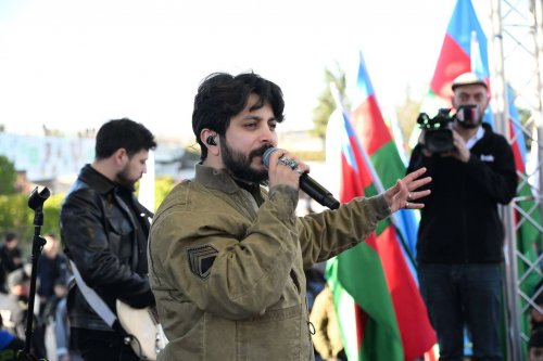 Qazaxda möhtəşəm parad və açılış - FOTOLAR