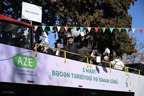 Qazaxda möhtəşəm parad və açılış - FOTOLAR