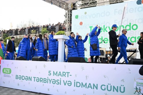 Qazaxda möhtəşəm parad və açılış - FOTOLAR