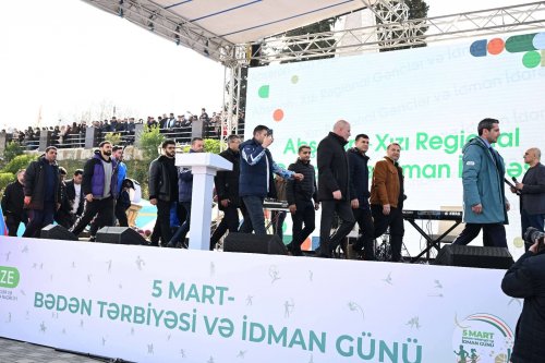 Qazaxda möhtəşəm parad və açılış - FOTOLAR