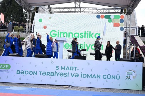 Qazaxda möhtəşəm parad və açılış - FOTOLAR