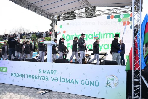 Qazaxda möhtəşəm parad və açılış - FOTOLAR