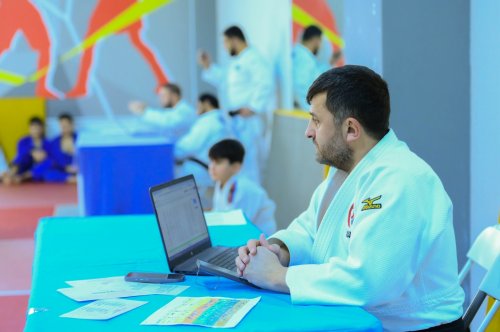 Daha 286 cüdoçu imtahan verdi - FOTOLAR