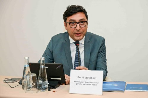 Vüqar Əhmədov yeni federasiyanın prezidenti seçildi - FOTOLAR