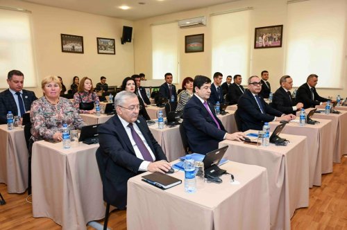 Vüqar Əhmədov yeni federasiyanın prezidenti seçildi - FOTOLAR